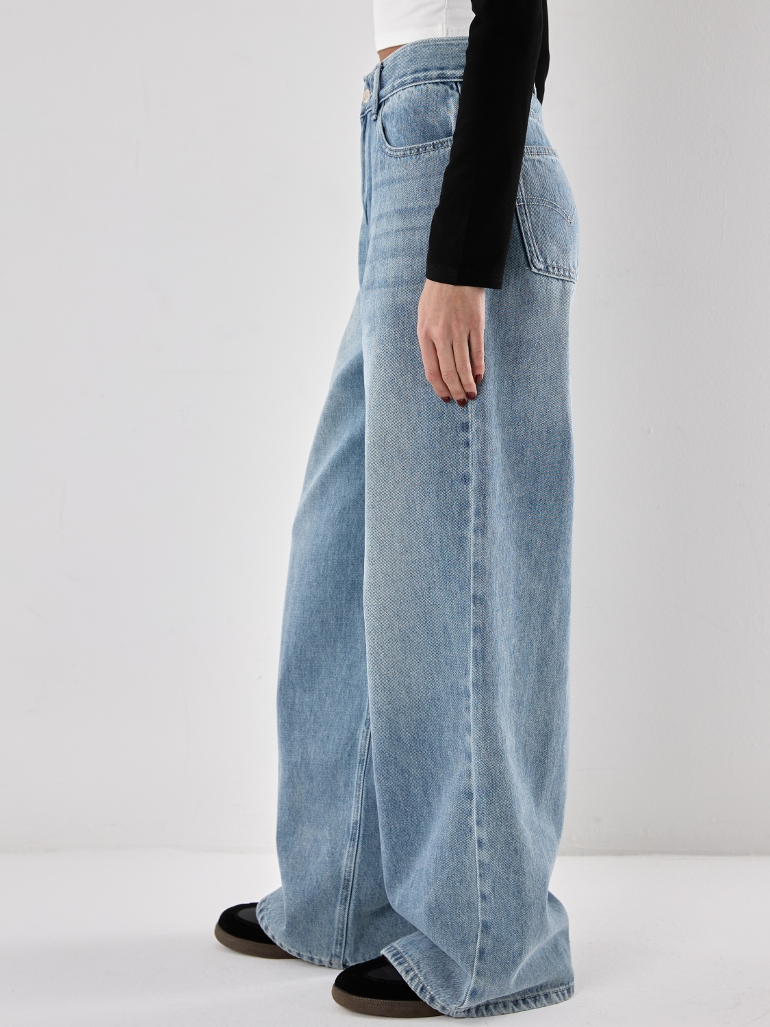 Джинсы WIDE LEG